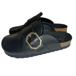 NWOT Bio Green women’s 40 soft memory foam leather slip on black clogs